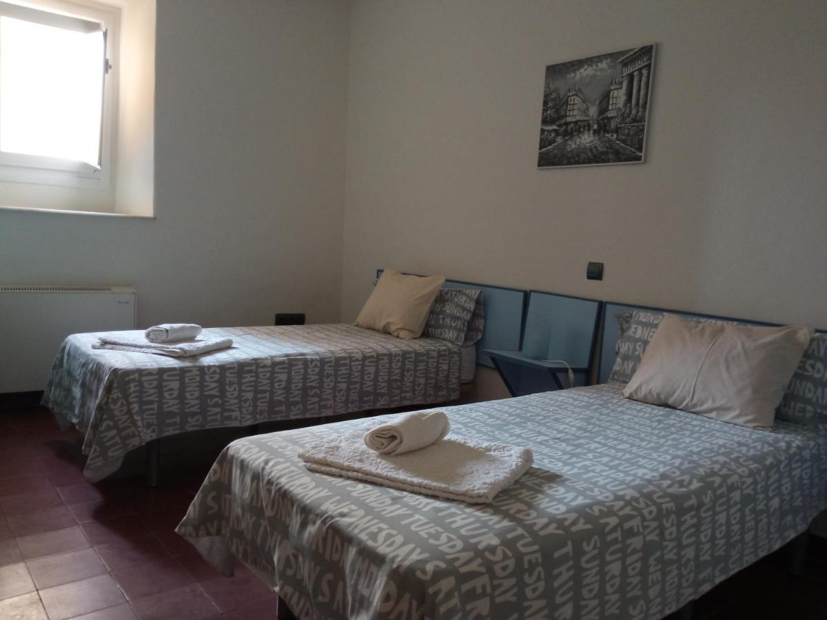 Apartamento La Almena 1 Junto A Plaza Mayor,2 Habitaciones, Parking Gratuito Caces Zewnętrze zdjęcie